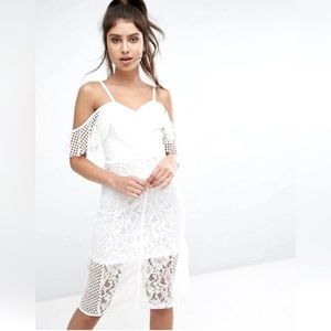 Laced white midi dress 4